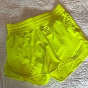 Size 4 Tall highltr yellow HottyHot high rise. Never worn/washed NEW WOUT TAGS